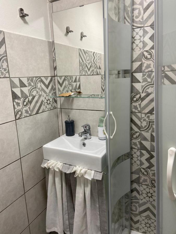 Apartamento Il Nido Di Tiffany Massino Visconti Exterior foto